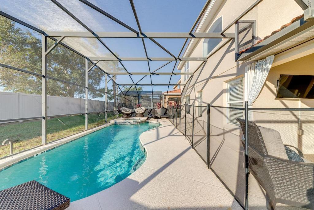 #486-fabulous With A South Facing Pool And With No Rear Neighbors Villa